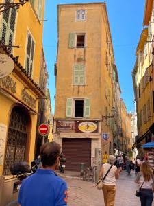 Suite Fusion - charme de lancien et confort moderne - Vieux Nice - 2 chambres - wifi - 5 min des plages - 30 min de Cannes et Monaco