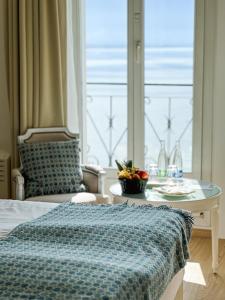Deluxe Double or Twin Room with Balcony and Lake View room in Hotel Eden Palace au Lac