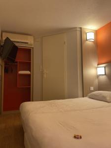 Hotels Premiere Classe Angouleme La Couronne : Chambre Lits Jumeaux