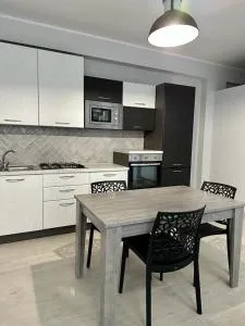 The White Lodge - 波提切洛