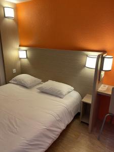 Hotels Premiere Classe Angouleme La Couronne : photos des chambres
