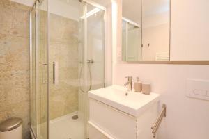Luxury apartment in city center