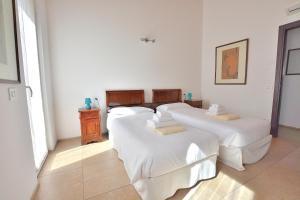 South Apartment With Pool