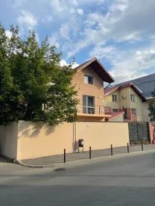 Premium Boutique Hostel - Berceni