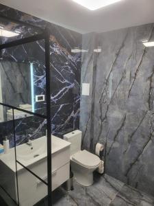 Apartament bloc nou - self check in - free parking