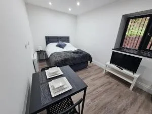 Homestay by BIC Legends 4 - Batley Carr