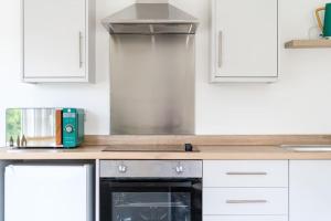 Newport Ships Nook: Cozy Hideaway