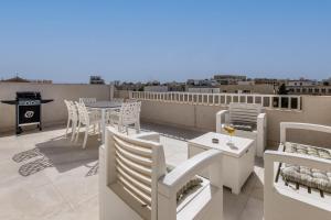 Xemx Sabiha Suite 5 min walk from St Julians