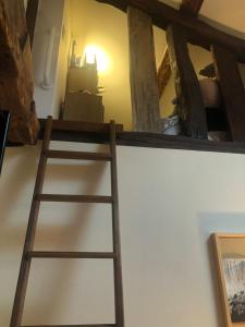 Charming apartment on top floor in Marais -5P