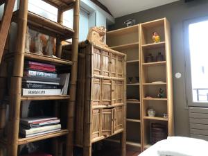 Charming apartment on top floor in Marais -5P