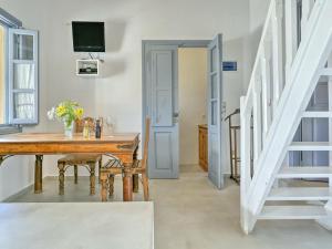 Maisonette with Sea View