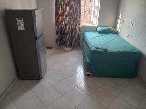 Las Palmas Day & Night Guest House