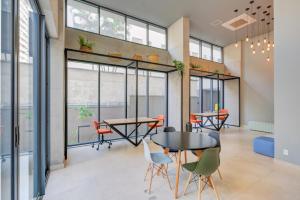 Roomo Transamerica SP Frei Caneca