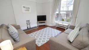 Oakland Road, Mumbles - The Mumbles