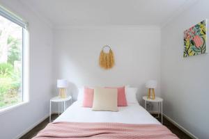 Retreat - Opulent Treetop Views