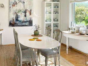 Inviting Family Retreat in Osterlen
