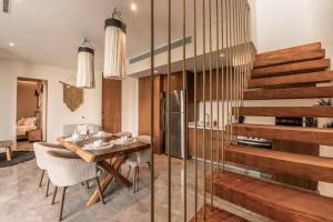 Mistiq Luxury Getaway