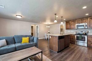 Sleepy Ridge Apt in Vineyard/Orem (Sleeps 6)