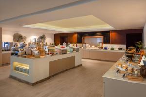 Radisson Hotel Colombo