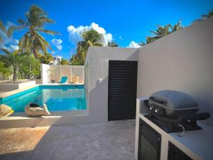 Beach Bliss Bungalow - Amazing pool