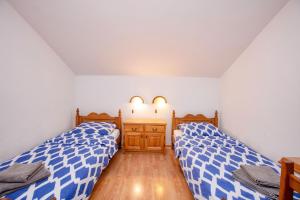 Apartments with parking space Jezera, Murter - 21148