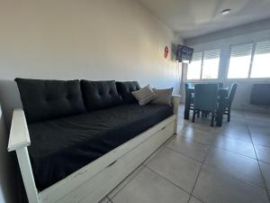 Departamento por día para 4 personas con cochera cubierta en Bahía Blanca