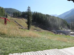 Studio skis aux pieds, 4 pers, Les Orres, terr. sud - FR-1-322-535