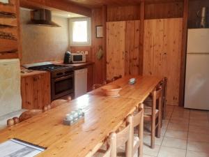 Chalets Chalet Le Monetier-les-Bains, 6 pieces, 8 personnes - FR-1-762-30 : photos des chambres