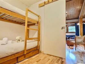 Grand T3 à Val dIsère avec deux salles de bain - FR-1-411-898