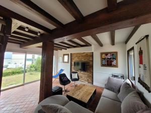 Maisons de vacances Spacious vacation home with sea view in top location, Plouneour-Trez : photos des chambres