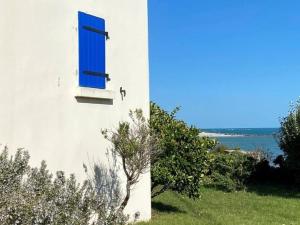 Maisons de vacances Spacious vacation home with sea view in top location, Plouneour-Trez : photos des chambres