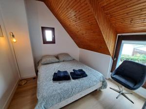 Maisons de vacances Spacious vacation home with sea view in top location, Plouneour-Trez : photos des chambres