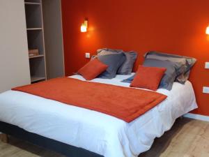 Gîte rénové avec piscine intérieure, accessible PMR, en plein cœur du Bocage Vendéen. - FR-1-426-536