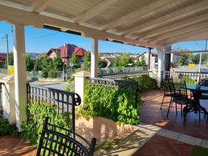 Taverna 1860 Rooms & Apartments 