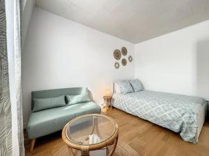 Appartements Joli et lumineux studio proche Paris : photos des chambres