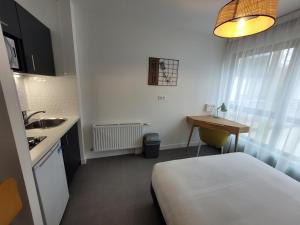 Appart'hotels Twenty Business Flats Jouy-en-Josas : Studio Supérieur