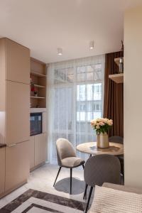 Royal 2 apartments on Shevchenka str