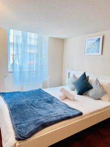 Kerepesi 3 - Opposite Keleti station