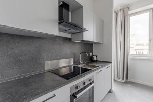 IM HOME - NAPO TORRIANI STAZIONE CENTRALE