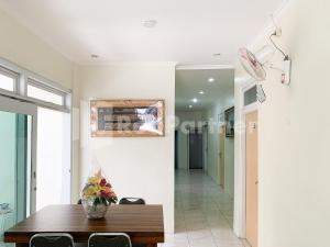 Oma Uti Syariah Mitra RedDoorz near Stasiun Lempuyangan