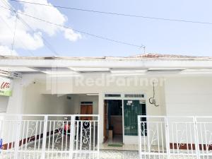 Oma Uti Syariah Mitra RedDoorz near Stasiun Lempuyangan