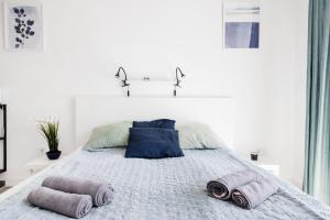 Modern Riverside Studio with Free Parking