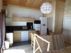 Appartements Gte T3 Le Balarino - Mercantour1 : photos des chambres