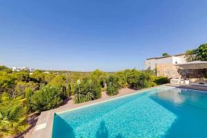 Exclusiva villa con piscina climatizada Colinas