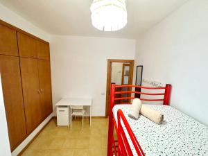 Lima Limon by the sea, 2 bedrooms, central, high speed internet, desk