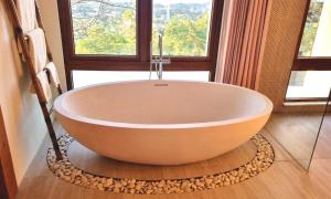 Uluwatu Sunset Hills