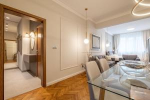 Calm, Luxury Apartment, Premium Location at NDK!