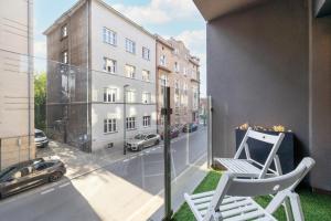 Solna Cracow Air-conditioned Apartment with Balcony by Renters