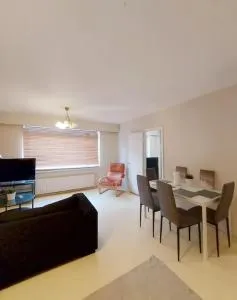 Kotimaailma - Kodikas kolmio Tikkurilan ytimessä - Suutarila