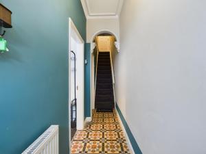 Pottery House - Stoke on Trent -Free parking - Central Location - Sleep 8